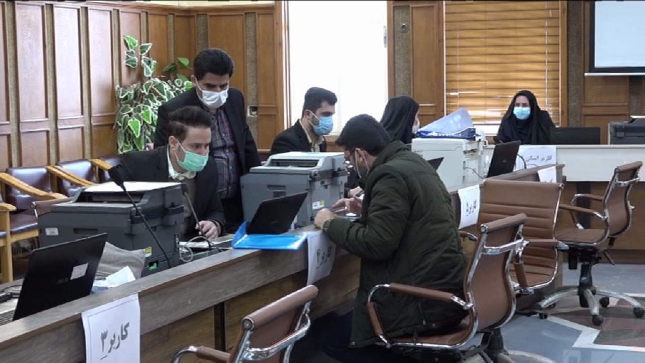 داوطلبان عضویت در انتخابات شورا‌های اسلامی شهر نام نویسی را به ساعات پایانی موکول نکنند