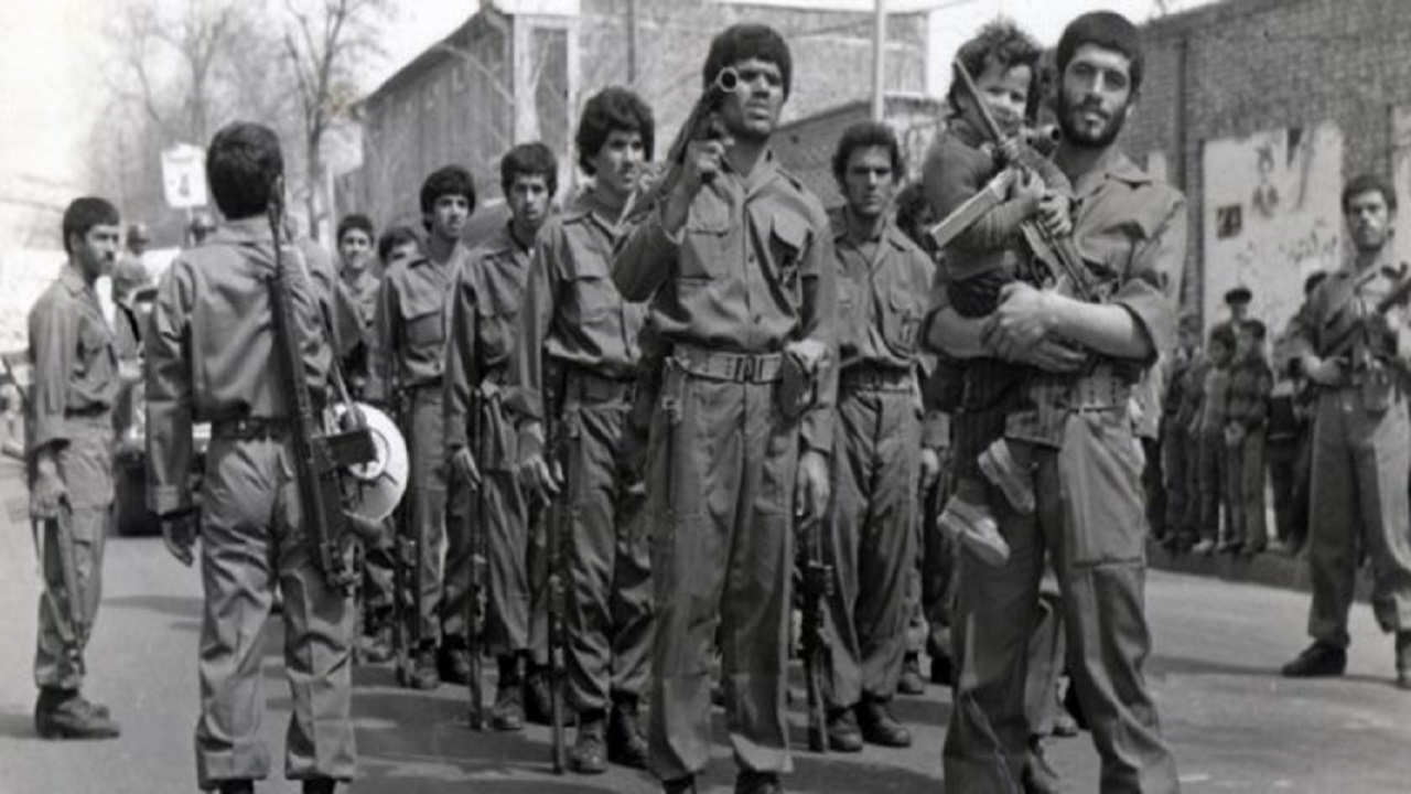 لباس مخصوصی که شهید تجلایی برای شهادتش آماده کرد
