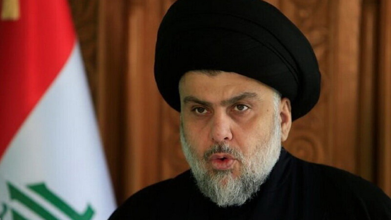 مقتدا صدر از تظاهرکنندگان خواست به دشمن پناه نبرند