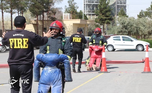 آزمون آمادگی جسمانی آتشنشانان یزدی