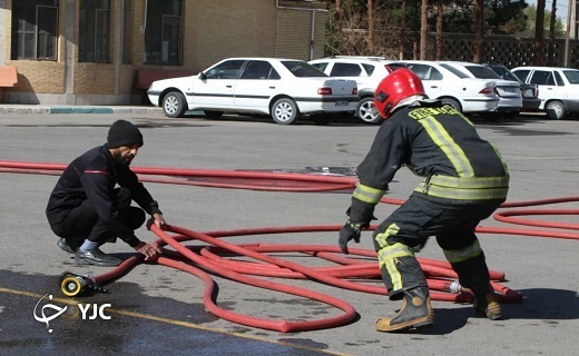 آزمون آمادگی جسمانی آتشنشانان یزدی