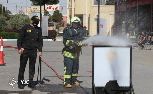 آزمون آمادگی جسمانی آتش نشانان یزدی