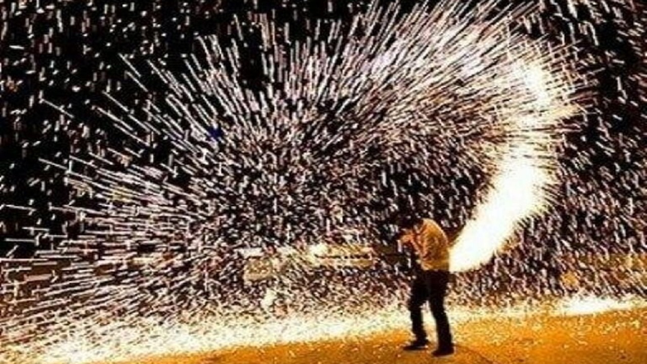 چهارشنبه‌سوری زیر سایه سنگین کرونا/ مراقب خود و خانواده‌ها باشیم