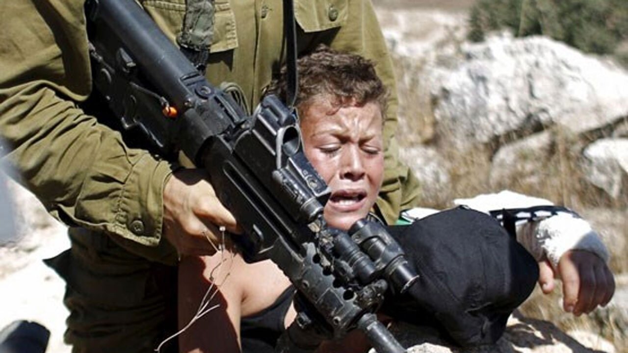 دستگیری چند کودک فلسطینی توسط رژیم کودک کش + فیلم