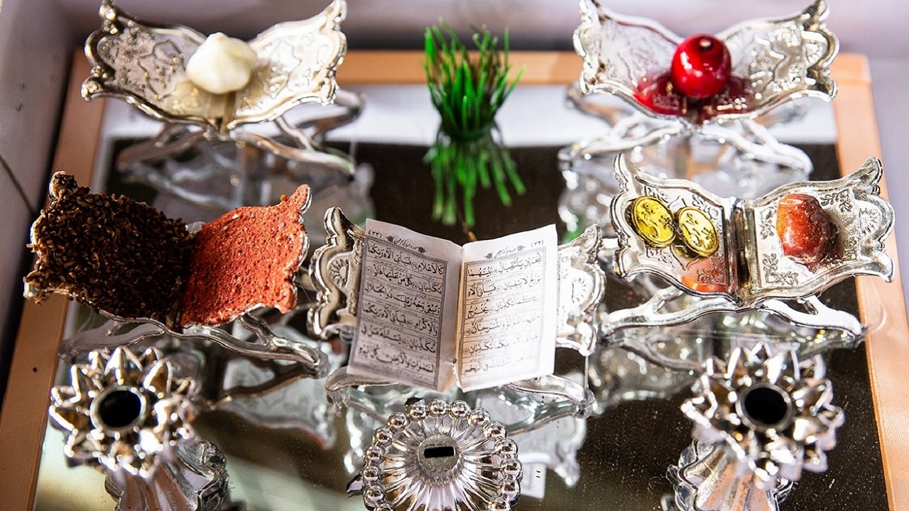 نمادهای سفره هفت سین چه مفهومی دارند؟