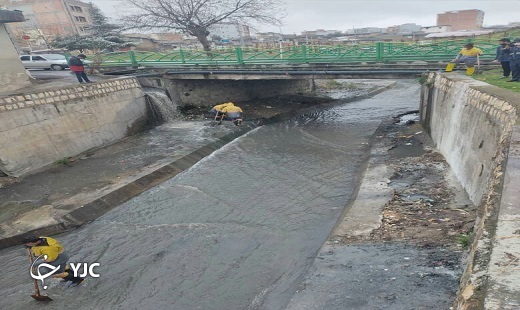پاکسازی رودخانه قلعه خندان + تصاویر