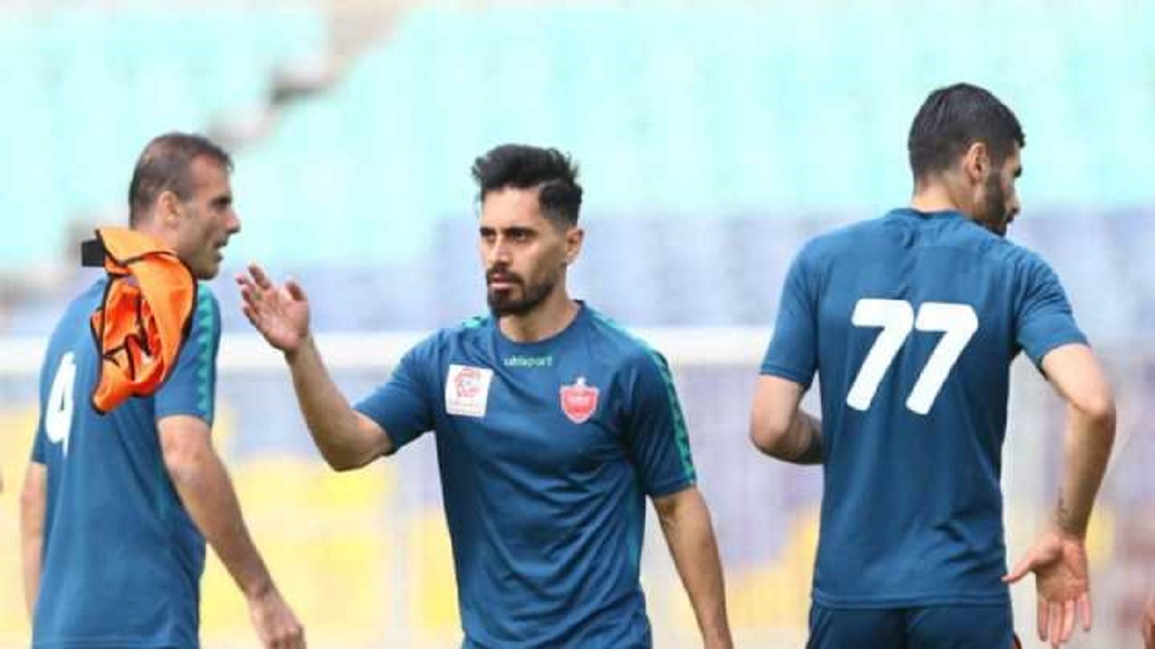 تمرین سرخپوشان پس از جلسه فنی برگزار شد