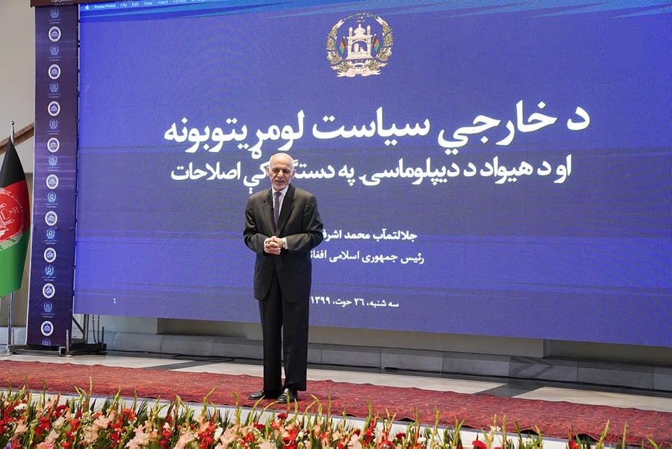 اشرف غنی: بدون انتخابات حاضر به انتقال قدرت به جانشین خود نیستم