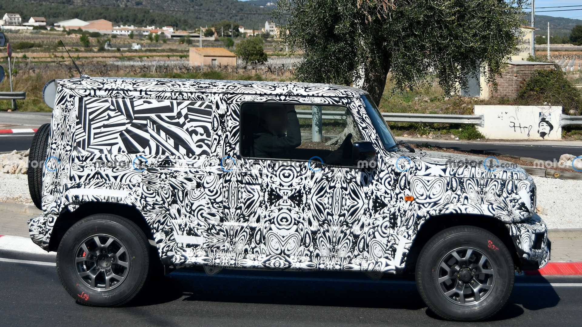 تصویر خودروی Suzuki Jimny جاسوسان این بار خودروی Suzuki Jimny را شکار کردند
