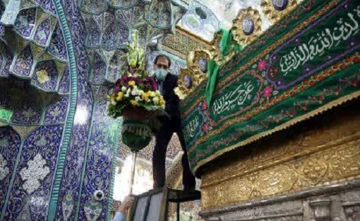 گلآرایی حرم حضرت معصومه (س)به مناسبت میلاد امام حسین (ع) +تصاویر گلآرایی حرم حضرت معصومه (س)به مناسبت میلاد امام حسین (ع) +تصاویر