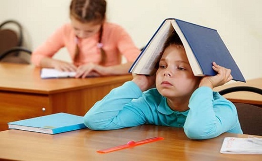 بلاتکلیفی بین مدارس عادی و استثنایی