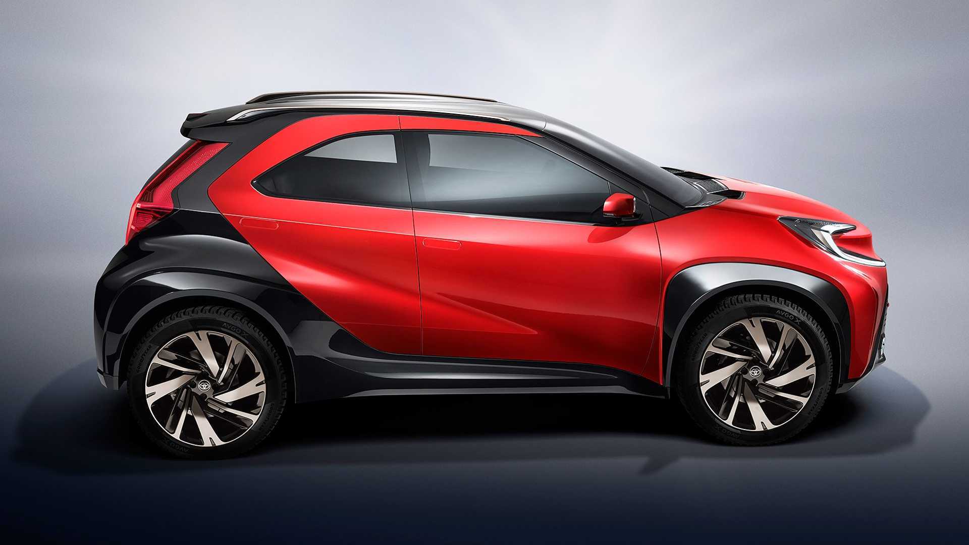 خودروی Toyota Aygo X Prologue با رنگی زیبا در خیابان دیده شد