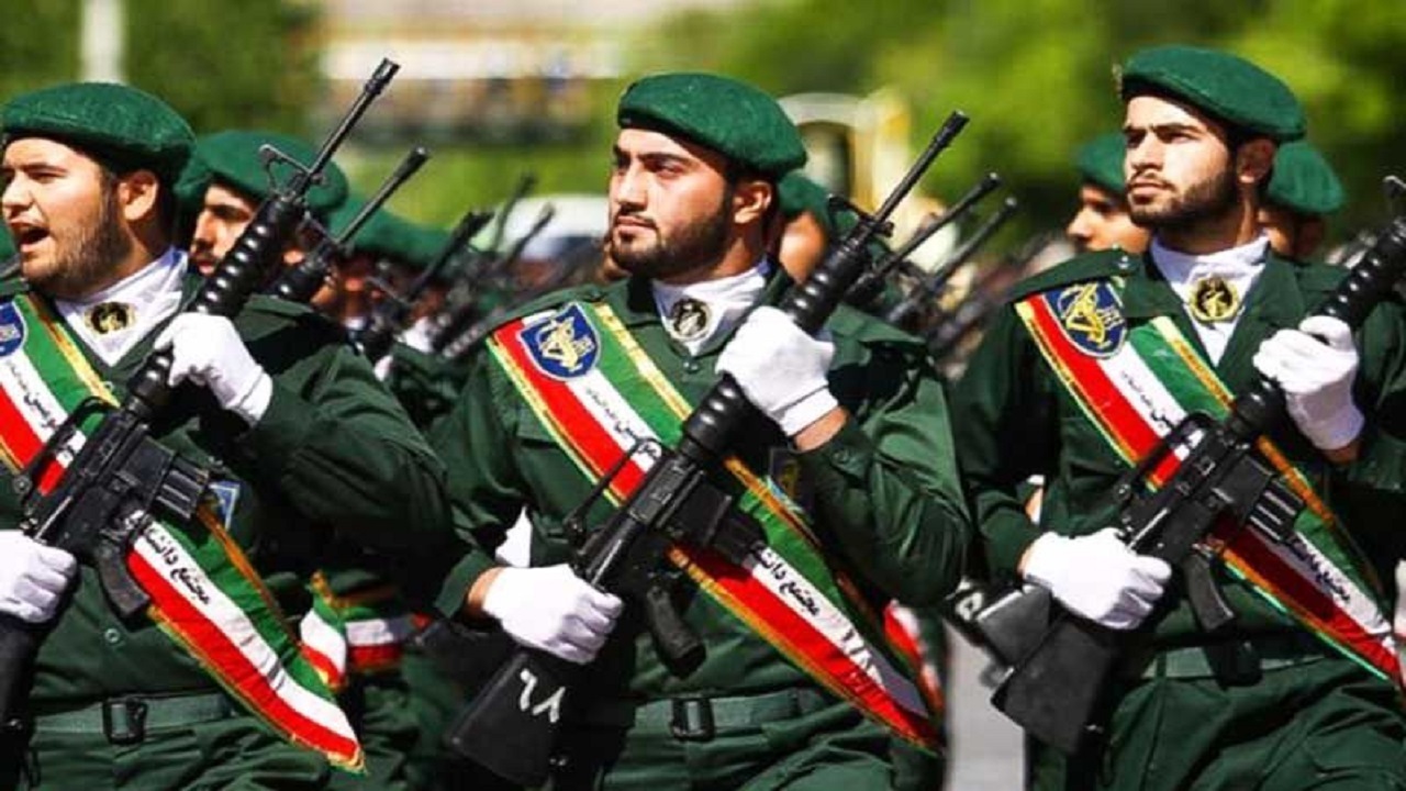 سپاه پاسداران دژی که انقلاب اسلامی را نفوذناپذیر کرده است