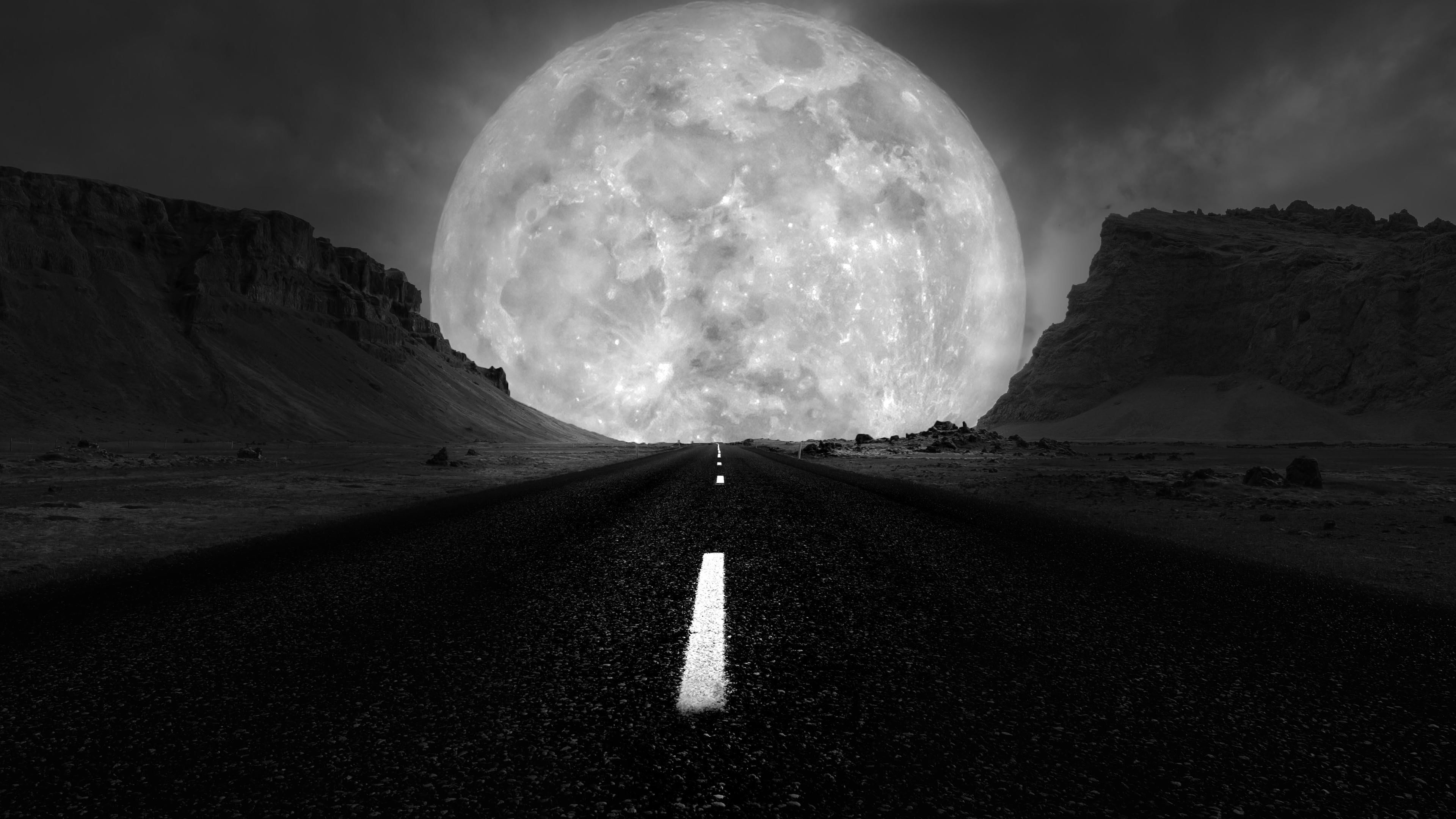 ۷ افسانه و نظریه غیرمعمول درباره ماه