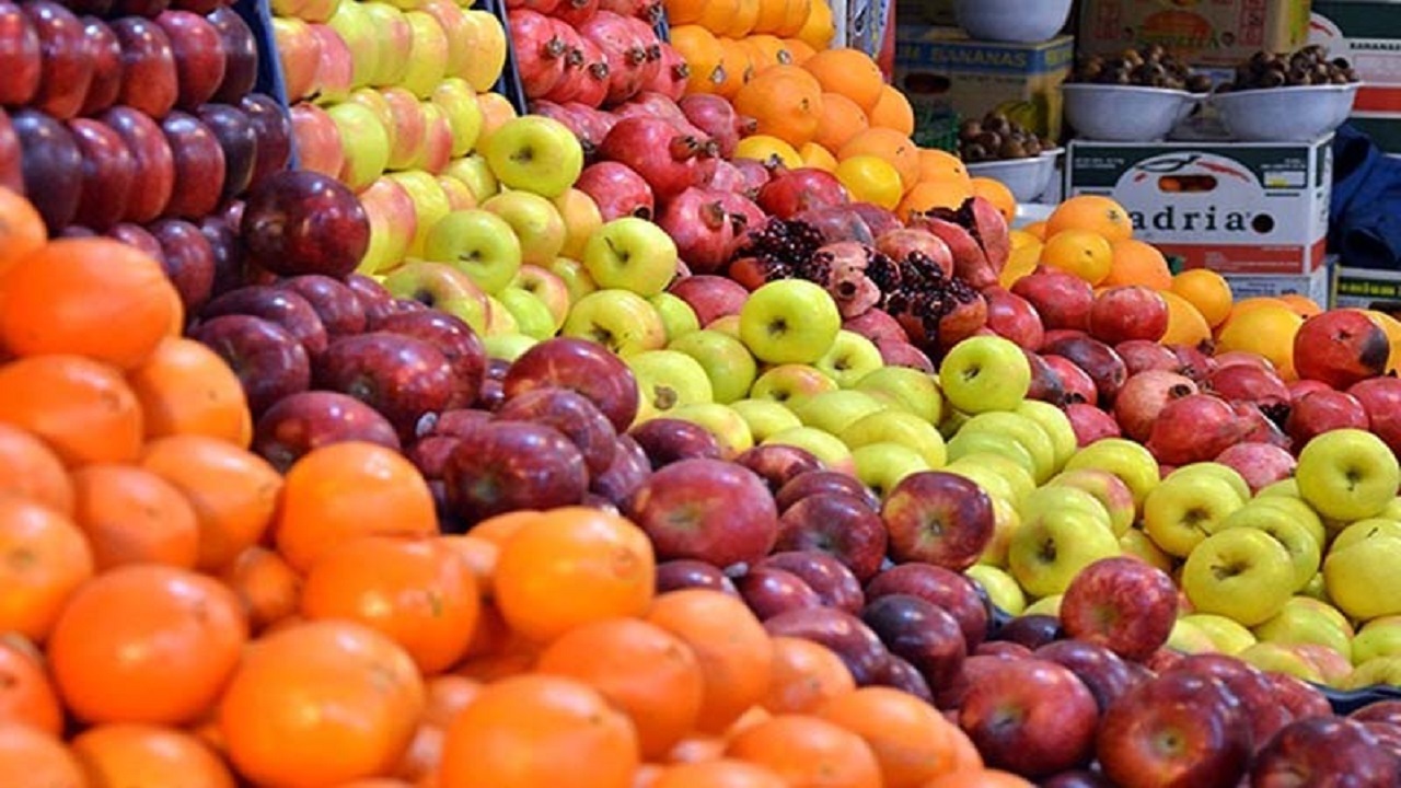 عرضه ۱۲۰ تن میوه شب عید در بازار خرمشهر