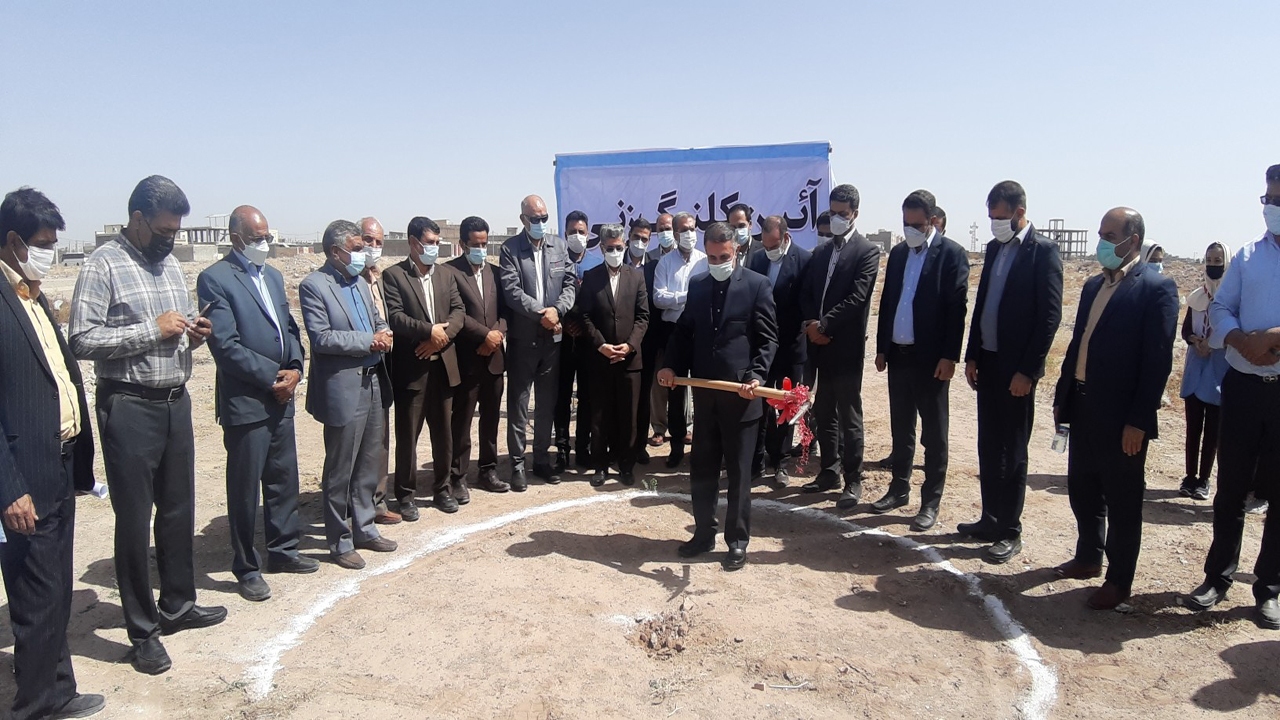 آغاز ساخت دو مدرسه در سیرجان