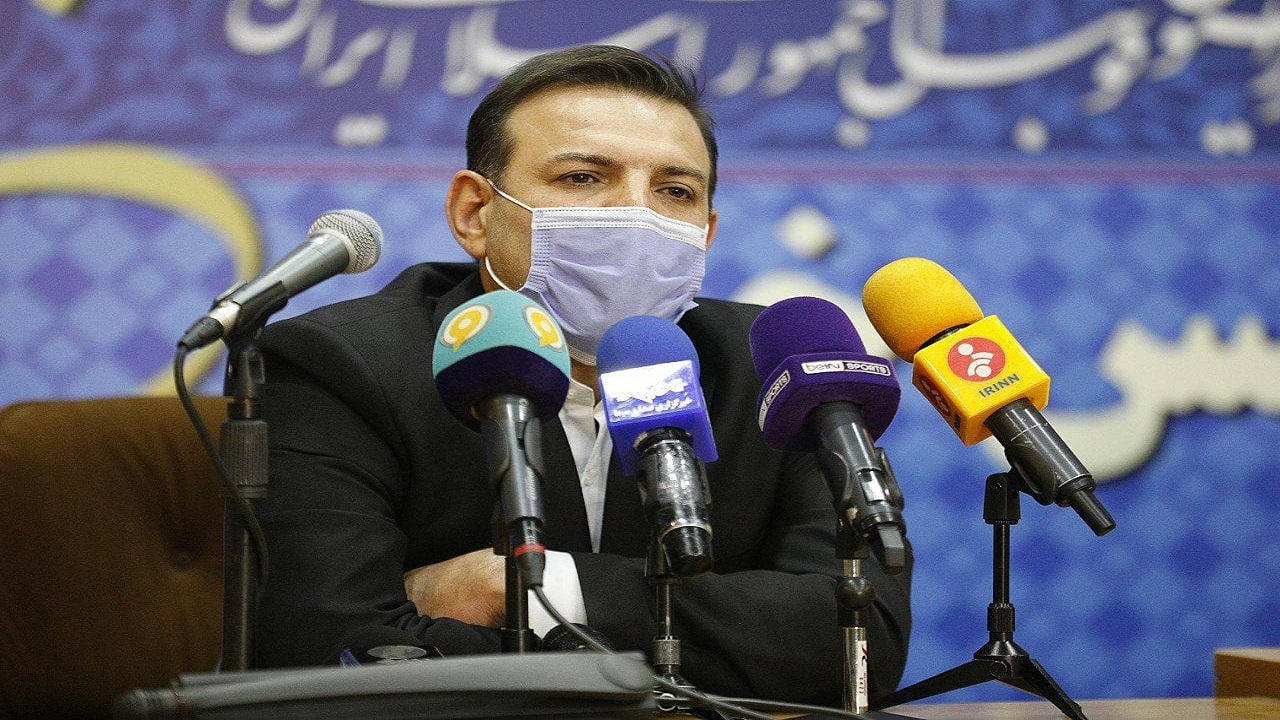 عزیزی خادم به دیدار رئیس فیفا می‌رود