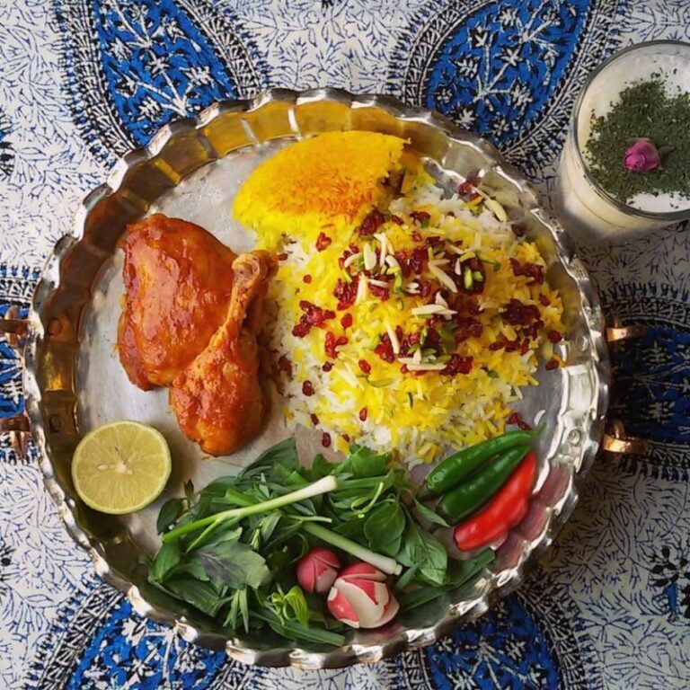 چند راز خوشمزگی زرشک پلو با مرغ مجلسی؛ بهترین مواد گرفتن بوی زهم مرغ کدامند؟ چند راز خوشمزگی زرشک پلو با مرغ مجلسی؛ بهترین مواد گرفتن بوی زهم مرغ کدامند؟