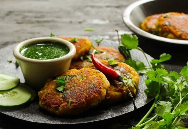 طرز تهیه کتلت یا شامی کباب هندی آلو تیکی چات