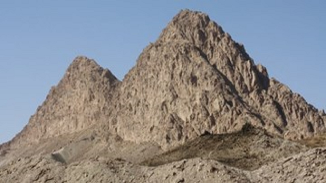 بررسی لازم برای تبدیل کوه دوبرادران قم به ژئوپارک فسیلی انجام می شود