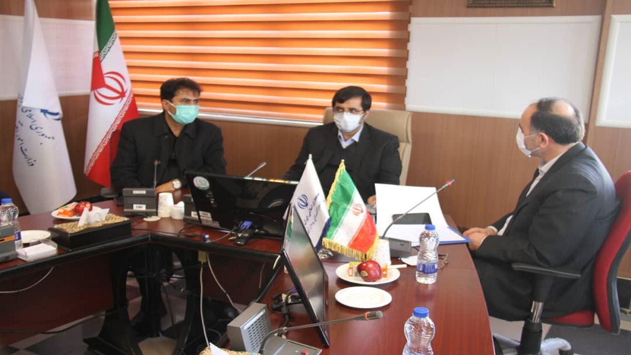 کلیه حقوق و مزایای کارمندان دولت پرداخت شد