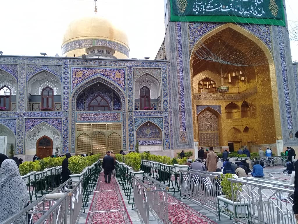 حرم مطهر امام رضا (ع) در آخرین روز قرن