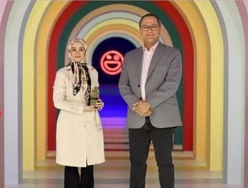 ماجرای جالب پیام وزیر بهداشت به جناب خان/ اعتراض الناز حبیبی به شوخی با رانندگی خانم‌ها + فیلم
