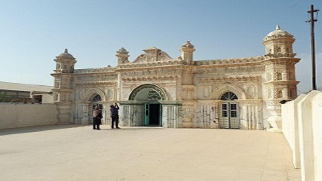 مسجد رنگونی‌ها، نمادی از معماری هندی در آبادان/ نمادی از دوستی شیعه و سنی