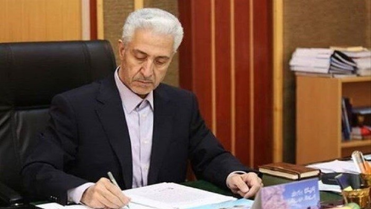 وزیر علوم بر پشتیبانی از تولید با تکیه بر علم و دانش تاکید کرد