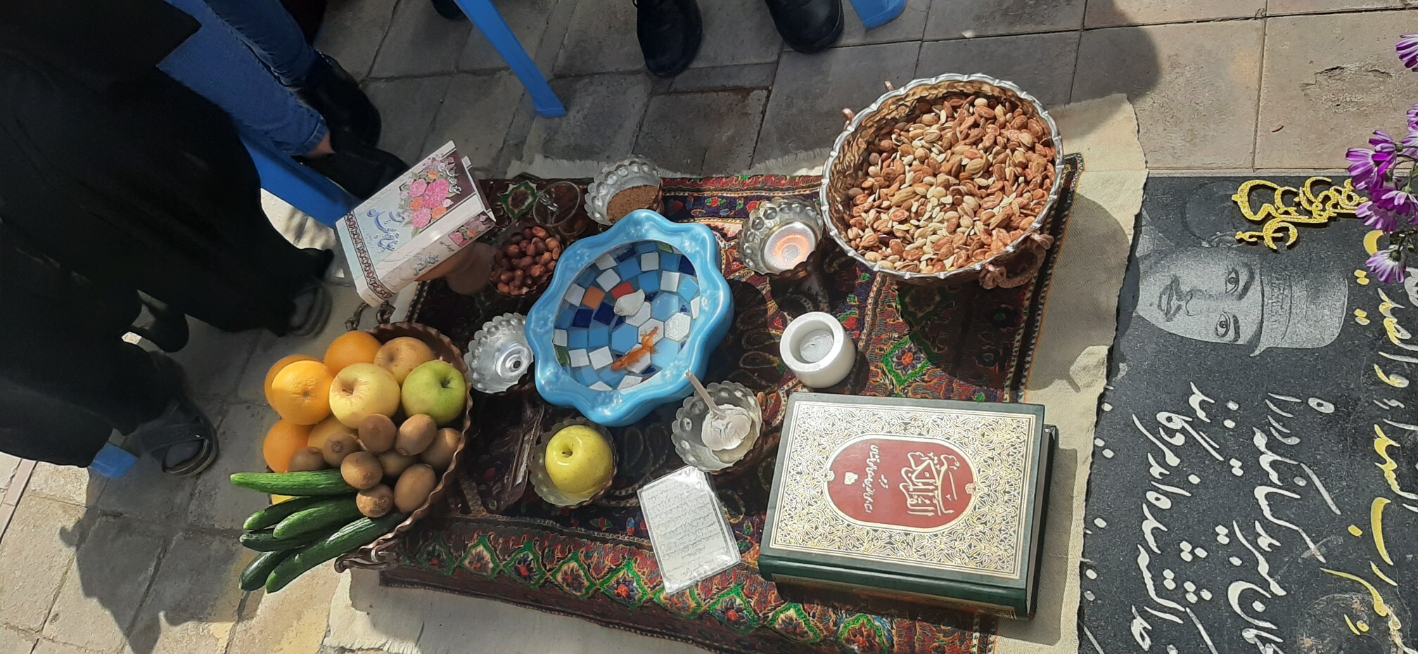 هر چه در لحظه تحویل سال در گلزار شهدای کرمان گذشت+تصاویر