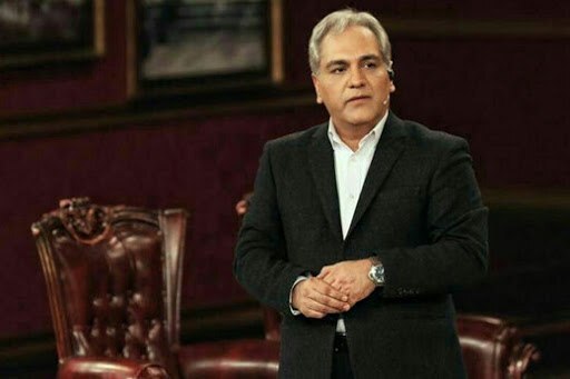 مهران مدیری در آخرین برنامه فصل چهارم دورهمی: خیلی‌ها نقد نکردند و تهمت زدند