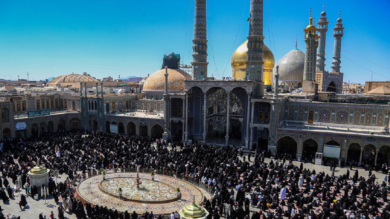 تجربه یک سال تحویل متفاوت در حرم حضرت معصومه (س) +تصاویر