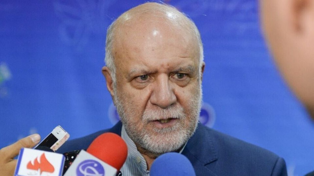 افزایش صادرات فرآورده نفتی روزانه به ۲۳ میلیون لیتر در سال ۹۸/بدتر از طرح پالایشگاه ستاره خلیج فارس در عمرم ندیدم
