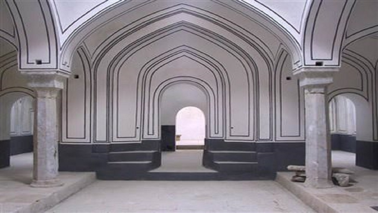 مرمت و بازسازی حمام تاریخی شیشه در سنندج
