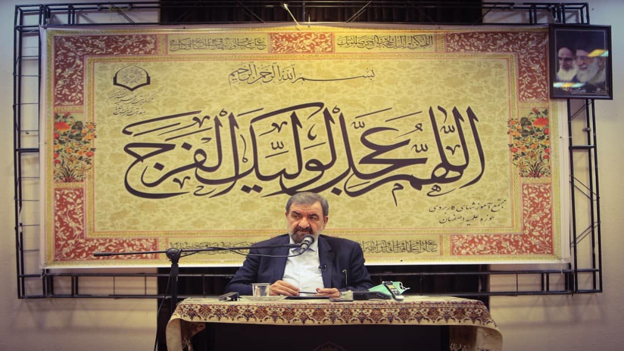 ضرورت تدوین الگویی از اقتصاد و فرهنگ با مبانی دینی و مردمی