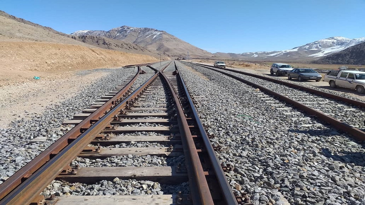 ‍ راه آهن نهاوند به جنوب کشور وصل می شود