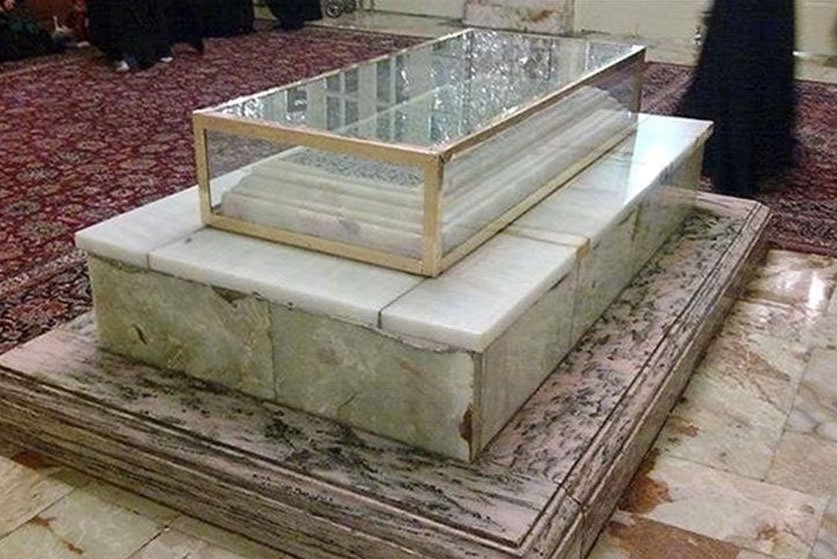 نظر امام خمینی (ره) درباره شخصیت و روش خواجه نصیرالدین
