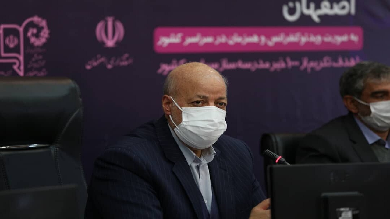 بهادادن به مدرسه‌ سازی و آموزش ضروری است
