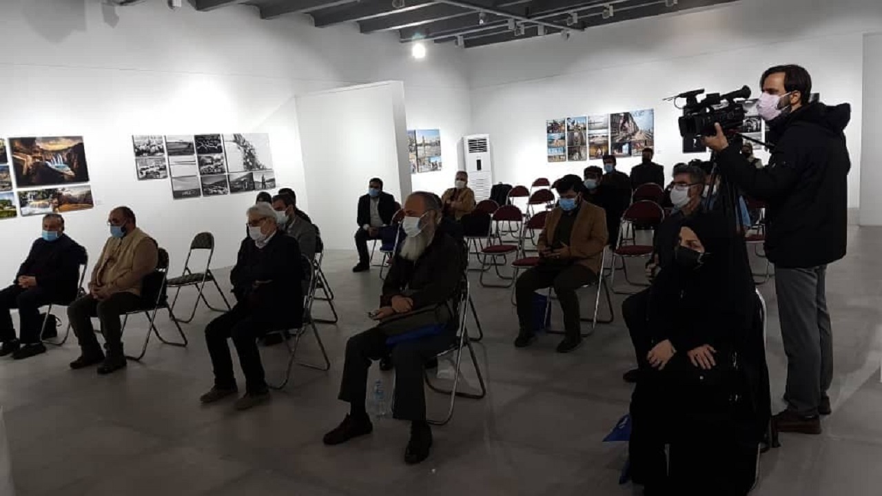 کتاب آثار منتخب دو سالانه نور رونمایی شد