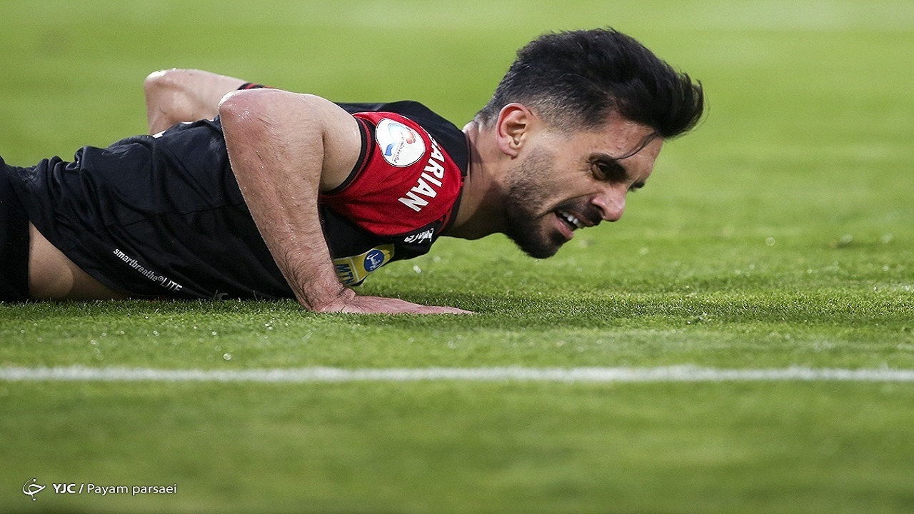 کاپیتان در پرسپولیس می‌ماند