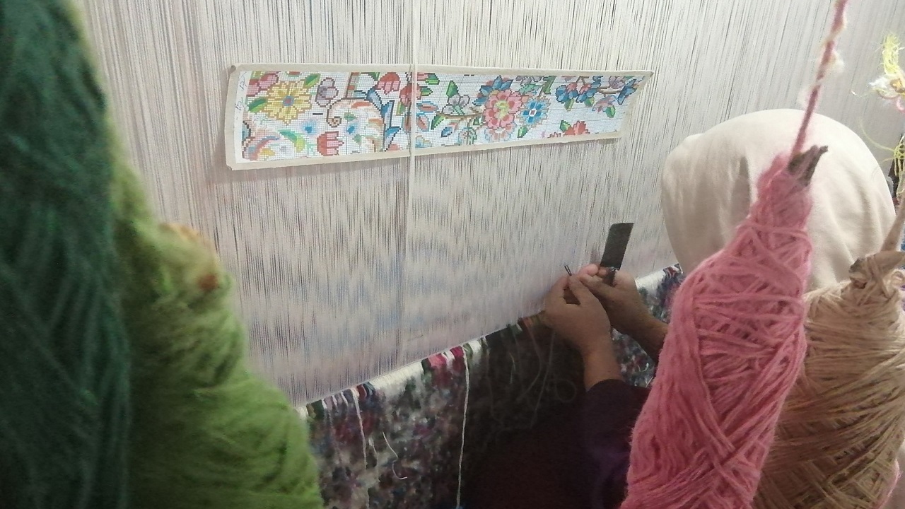 بهره مندی قالیبافان استان هرمزگان از بیمه تکمیلی
