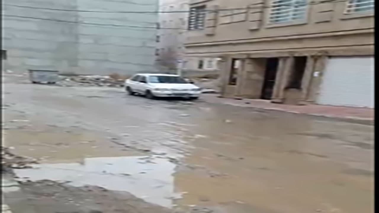 بی‌توجهی مسئولان به خیابان‌های شهرک فرزان در شهرقدس+فیلم