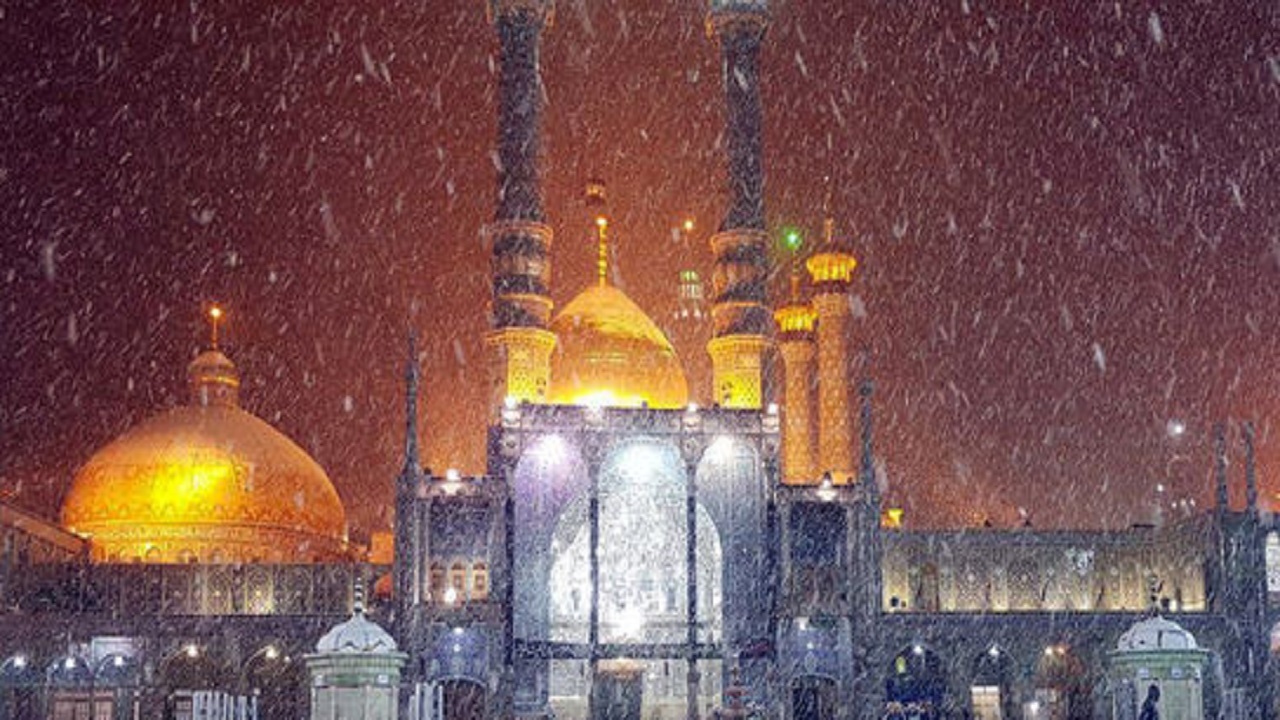 بارش نخستین برف زمستانی در قم