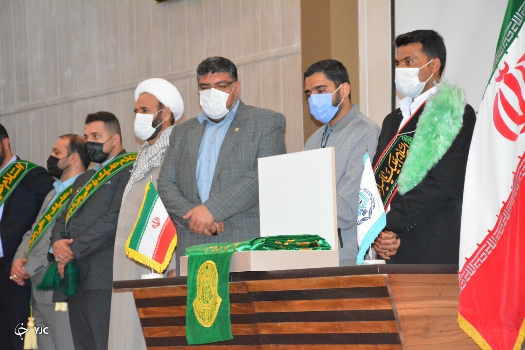 مرکز آموزش علوم و فنون مکانیزه نزاجا عطرآگین به عطر و بوی پرچم متبرک حرم امام علی (ع) شد