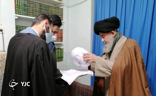 جمعی از طلاب جوان قم معمم شدند جمعی از طلاب جوان قم معمم شدند