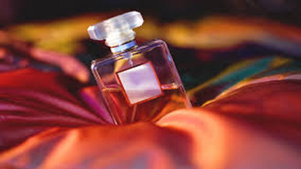 برای خرید عطر و ادکلن مردانه چقدر خرج کنیم؟