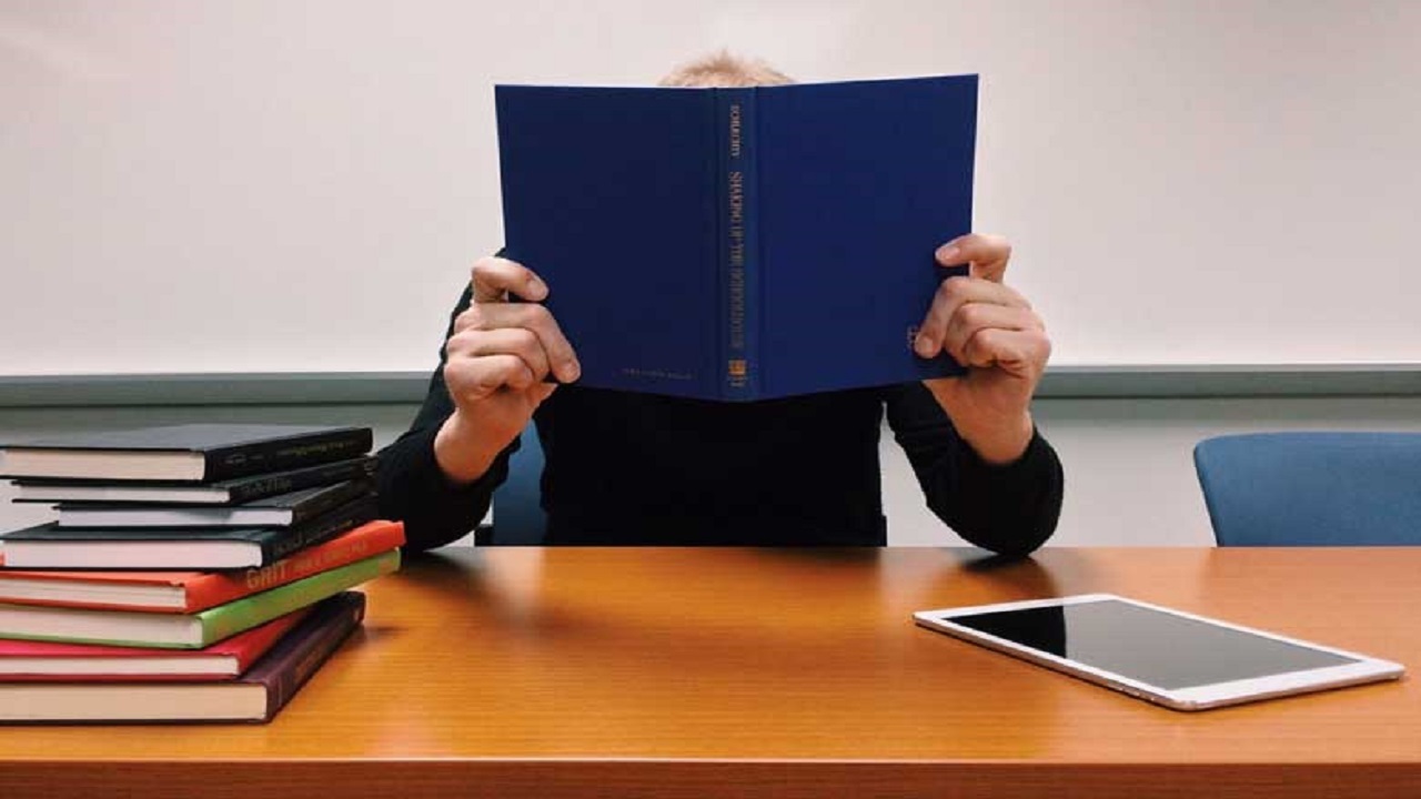 تعطیلات؛ فرصت طلایی برای مطالعه دروس باقی مانده دانشجویان