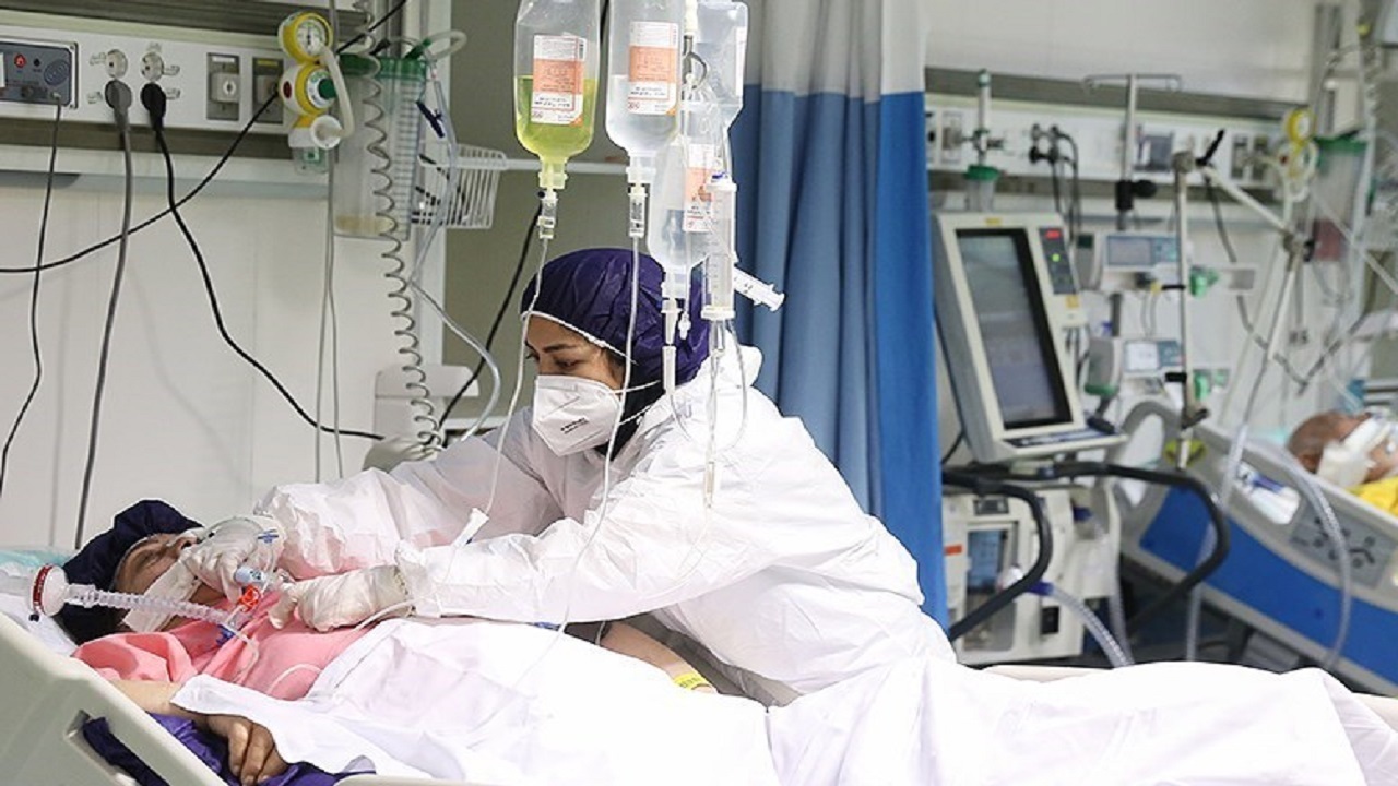 زنگ خطر پیک چهارم کرونا و شیوع کرونای انگلیسی در کشور/ پروتکل‌شکن‌هایی که فریاد وزیر بهداشت را بلند کردند