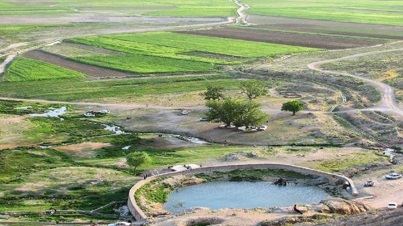 چشمه گیلاس در نزدیکی مشهد 