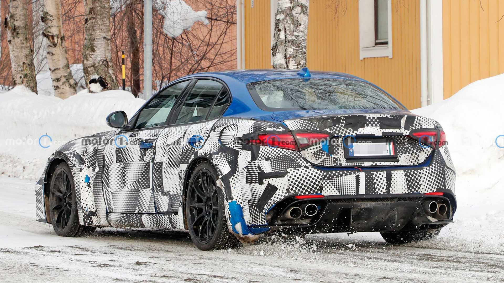 مازراتی 2022 GranTurismo  در بدنه آلفارومئو جولیا